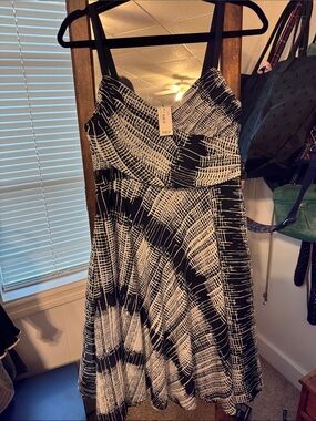 The Limited Black and White Graphic Fit-and-Flare Midi Dress